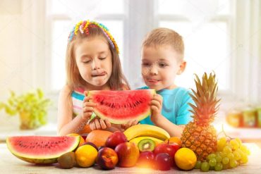 La importancia de comer frutas y verduras para los niños